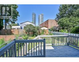 103 MARY Street - 40