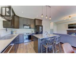 118 BROWN Street - 13