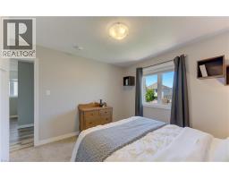 118 BROWN Street - 24