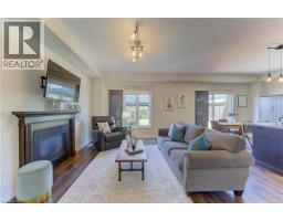 118 BROWN Street - 9