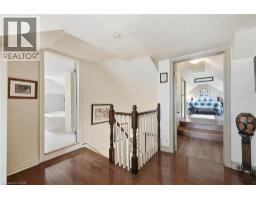 153 MONTROSE Street N - 18