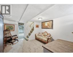 153 MONTROSE Street N - 26