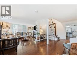 153 MONTROSE Street N - 7