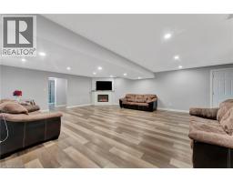 12 ALBERT Street - 24