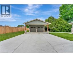 12 ALBERT Street - 37