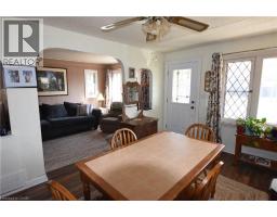 122 BRUCE Street - 3