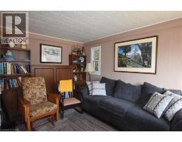 122 BRUCE Street - 6