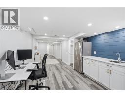 221 NISBET Boulevard - 43