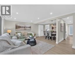 23 BRIAR KNOLL Drive - 18