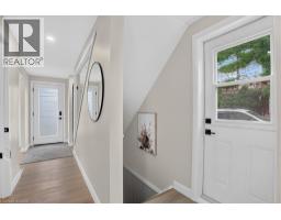 23 BRIAR KNOLL Drive - 21