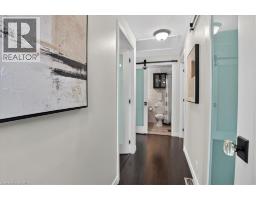 23 BRIAR KNOLL Drive - 22