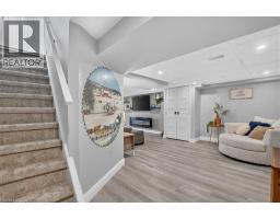 23 BRIAR KNOLL Drive - 34
