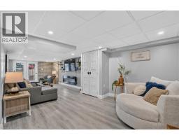 23 BRIAR KNOLL Drive - 35