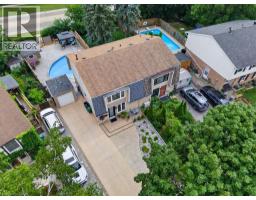 23 BRIAR KNOLL Drive - 4