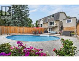 23 BRIAR KNOLL Drive - 43