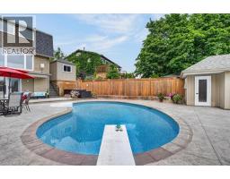 23 BRIAR KNOLL Drive - 47