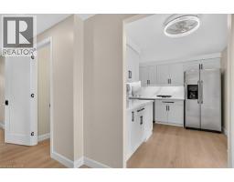 23 BRIAR KNOLL Drive - 7