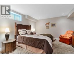 228 GLENARIFF Drive - 30