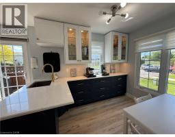 14 NEW LAKESHORE Road UnitNo. 17 - 8