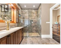 253 ROSSMORE Boulevard - 29