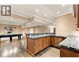253 ROSSMORE Boulevard - 38