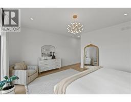 55 SWAN Avenue - 17