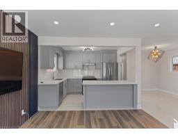 73 ADAIR Avenue S - 13