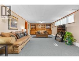 11 GREY OWL Drive - 32
