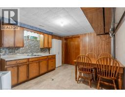 11 GREY OWL Drive - 36
