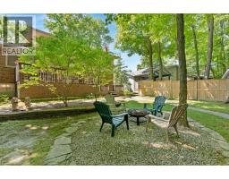11 GREY OWL Drive - 42