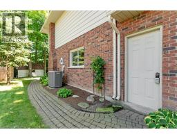 11 GREY OWL Drive - 47