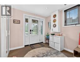 592 ABERDEEN Avenue - 5