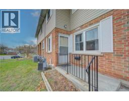 440 PIONEER Drive UnitNo. 3 - 2