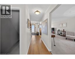 621 TOMAHAWK Crescent - 22