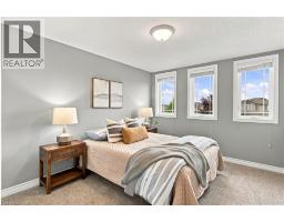 6 COUNTRY CLAIR Street - 24