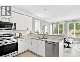 6 COUNTRY CLAIR Street - 8