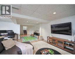 523 BEECHWOOD Drive UnitNo. 15 - 22