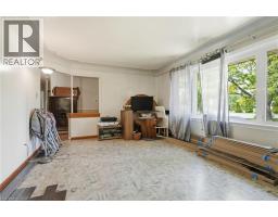 589 GLOVER Road - 16