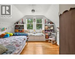 23 KIPLING Road - 24