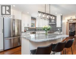 154 AMBLESIDE Court - 12