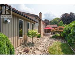 154 AMBLESIDE Court - 45