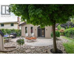 154 AMBLESIDE Court - 48