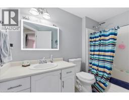 84 WESTMEADOW Drive UnitNo. 1 - 25