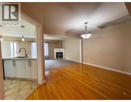 56 PEACHLEAF Crescent - 7