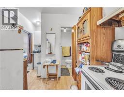 1367 CANNON Street E - 9