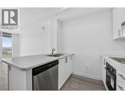 461 GREEN Road UnitNo. 809 - 10