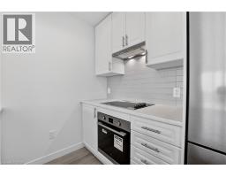 461 GREEN Road UnitNo. 809 - 9