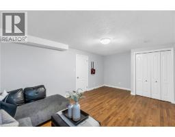 48 CLOUGH Crescent - 30
