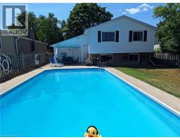 48 CRESTLYNN Crescent - 15