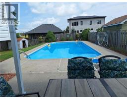48 CRESTLYNN Crescent - 16